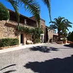 C\'An Talaieta Luxurious Farmhouse