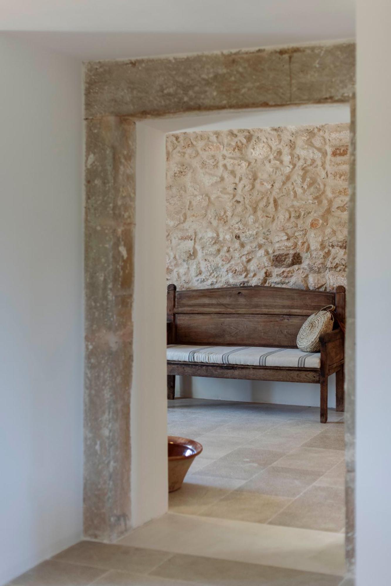 C'an Talaieta Luxurious