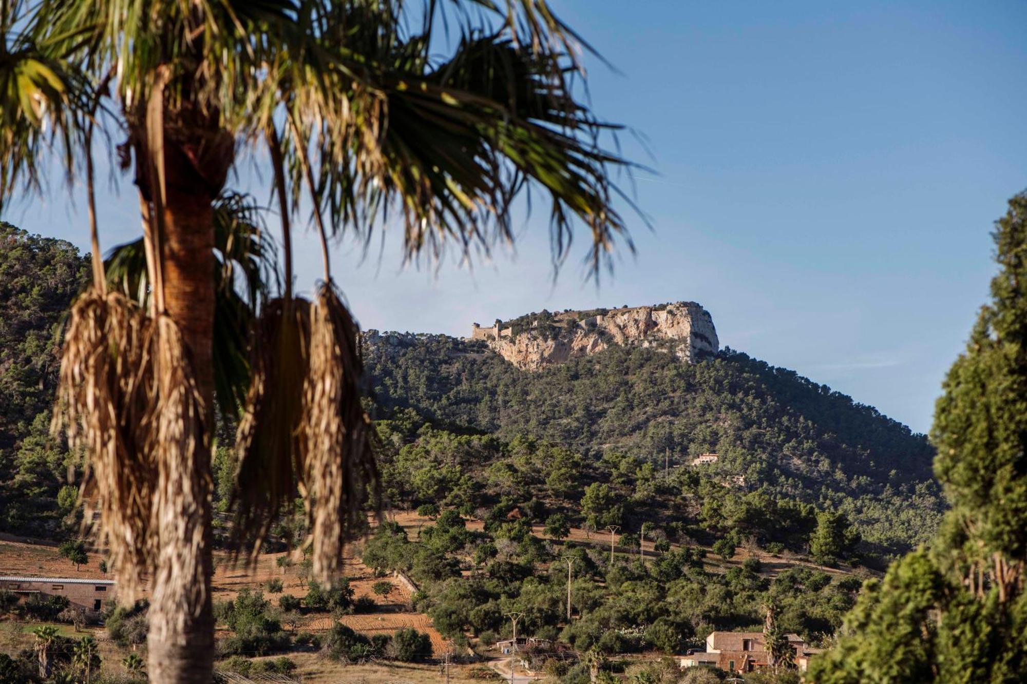 C'an Talaieta Luxurious Villa