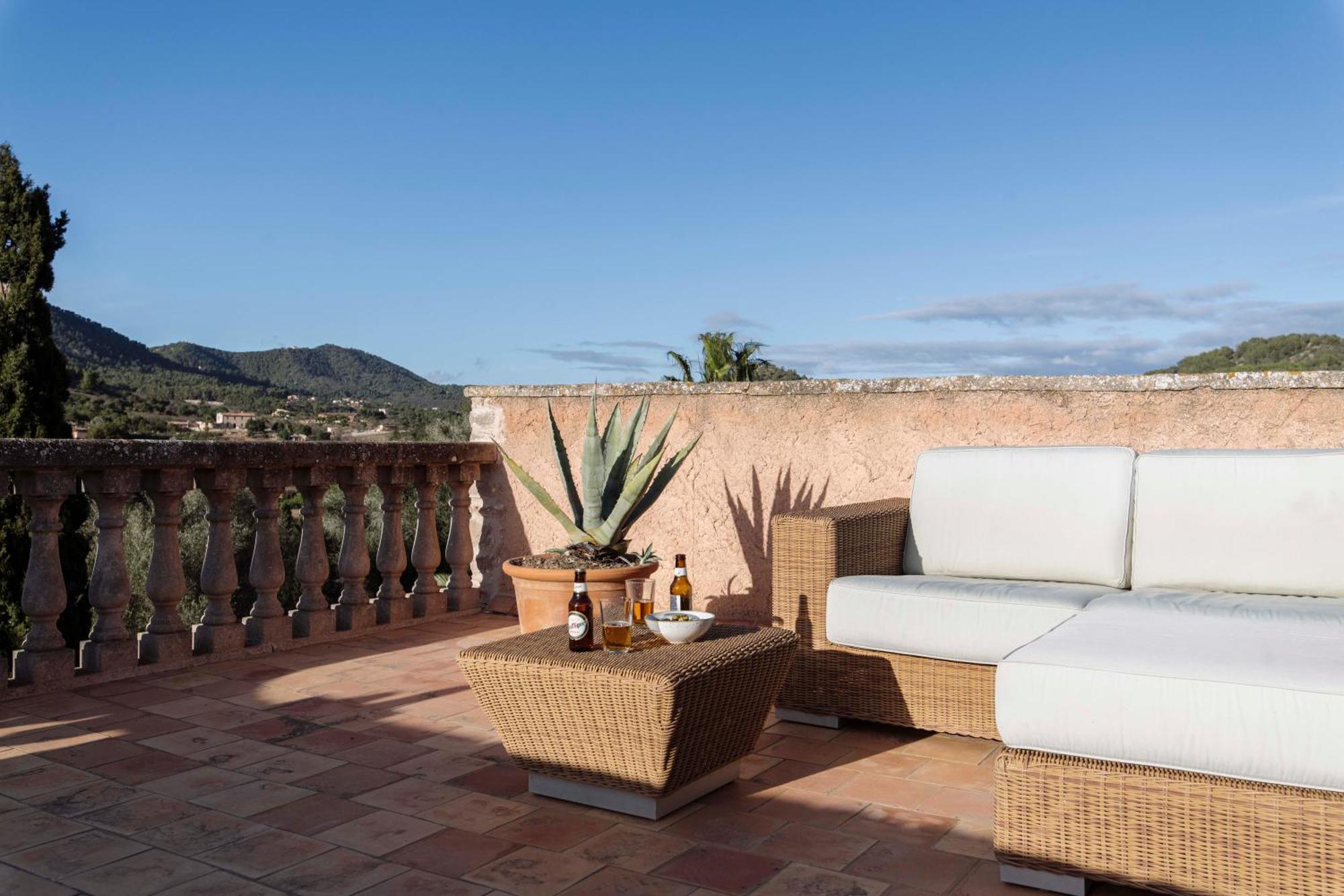 Villa C'an Talaieta Luxurious *