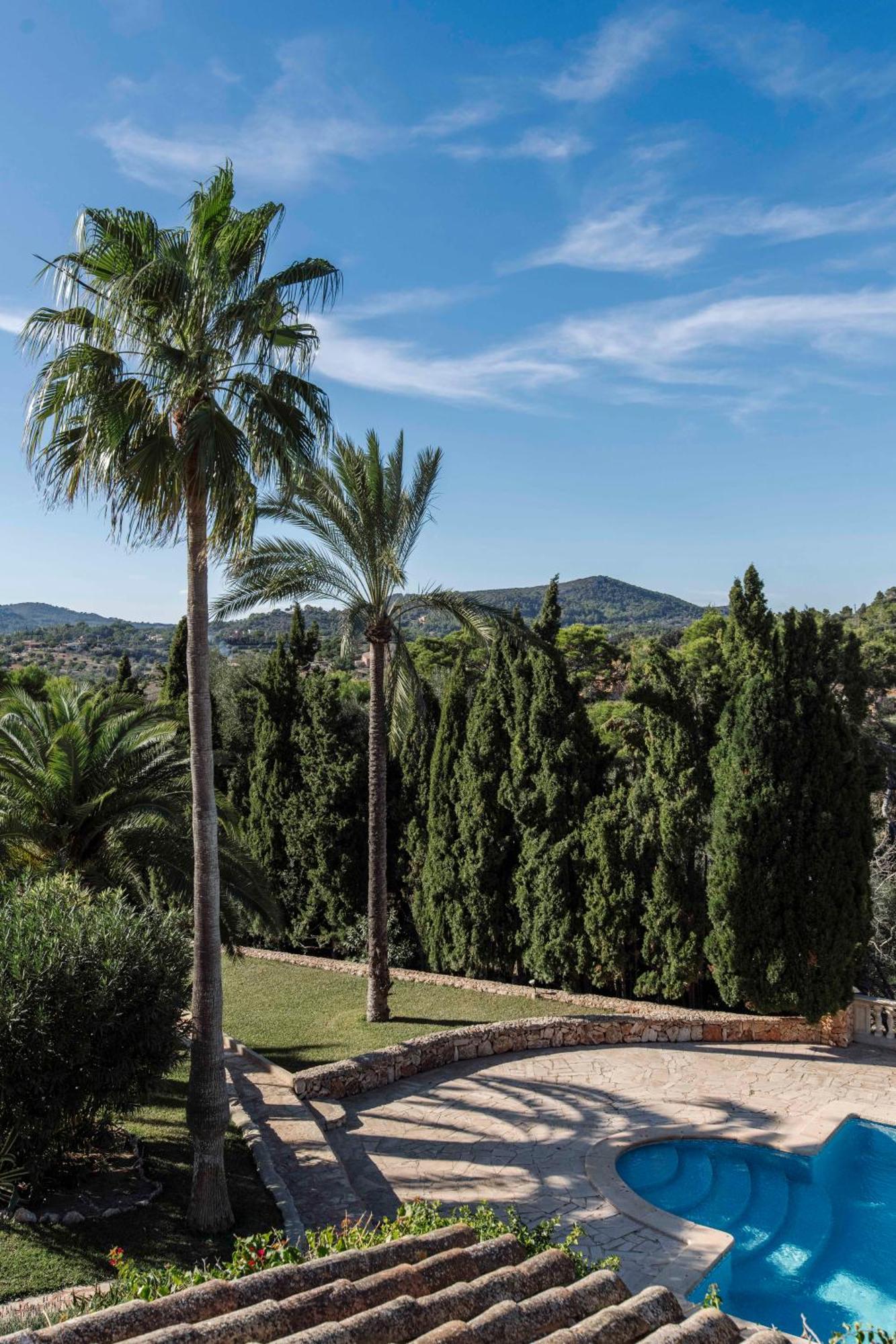 Villa C'an Talaieta Luxurious *